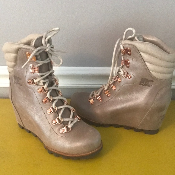 sorel rose gold boots